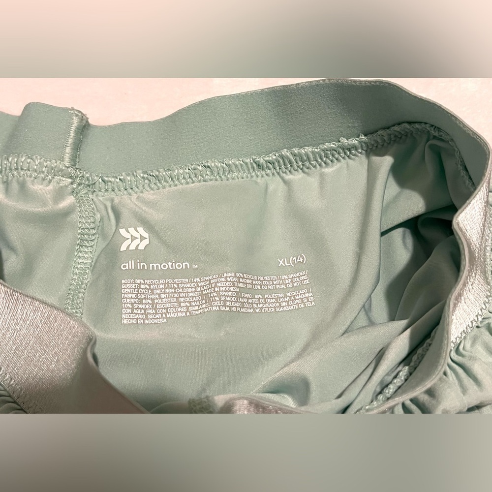 All in Motion Light Green Girls Pleated Skirt w/ Shorts and Pockets Skort Sz 14 - Picture 5 of 11